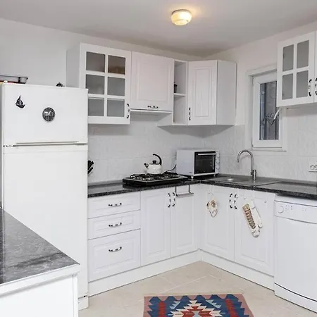 Holiday home Amazing Triplex Fantastic Sea View In Turkbuku